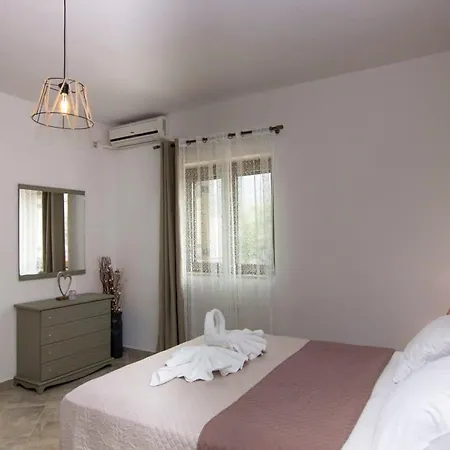 Selinitsa Stone - Mani's Private Pool Retreat Агиос-Николаос