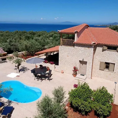 Hébergement de vacances Selinitsa Stone - Mani's Private Pool Retreat