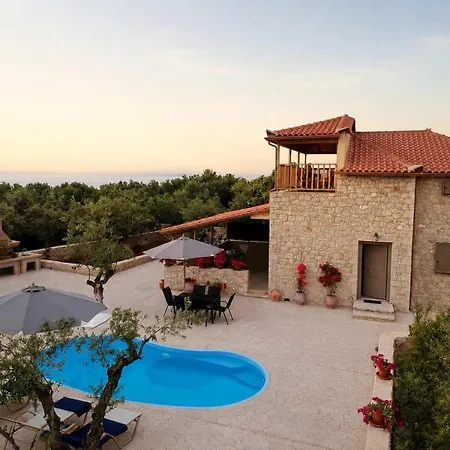 Selinitsa Stone - Mani's Private Pool Retreat Agios Nikolaos (Mani)