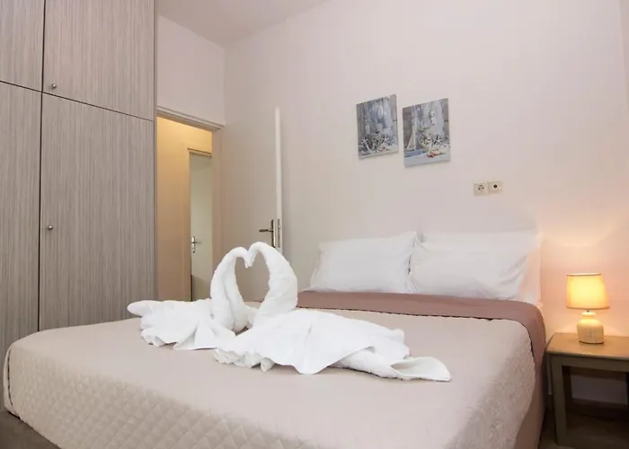 Selinitsa Stone - Mani's Private Pool Retreat