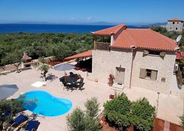 Dom wakacyjny Selinitsa Stone - Mani's Private Pool Retreat