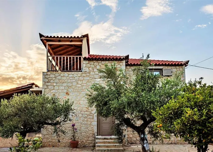 Selinitsa Stone - Mani's Private Pool Retreat Дом отдыха Агиос-Николаос